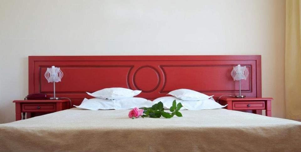 Hotel Central Mamaja Zewnętrze zdjęcie