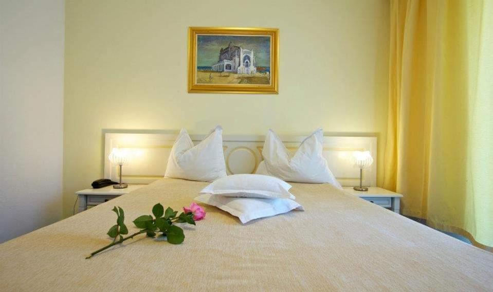 Hotel Central Mamaja Zewnętrze zdjęcie