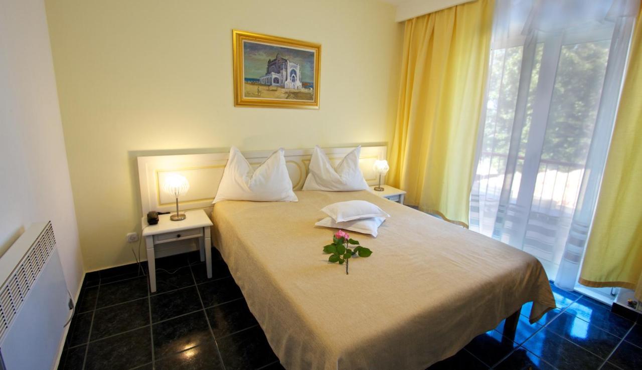 Hotel Central Mamaja Zewnętrze zdjęcie