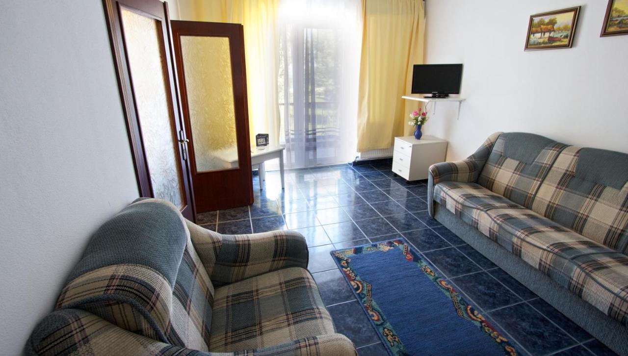 Hotel Central Mamaja Zewnętrze zdjęcie