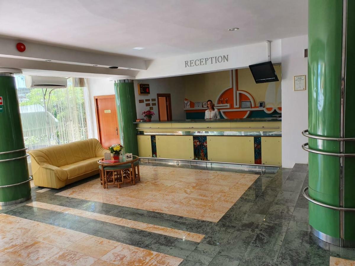 Hotel Central Mamaja Zewnętrze zdjęcie