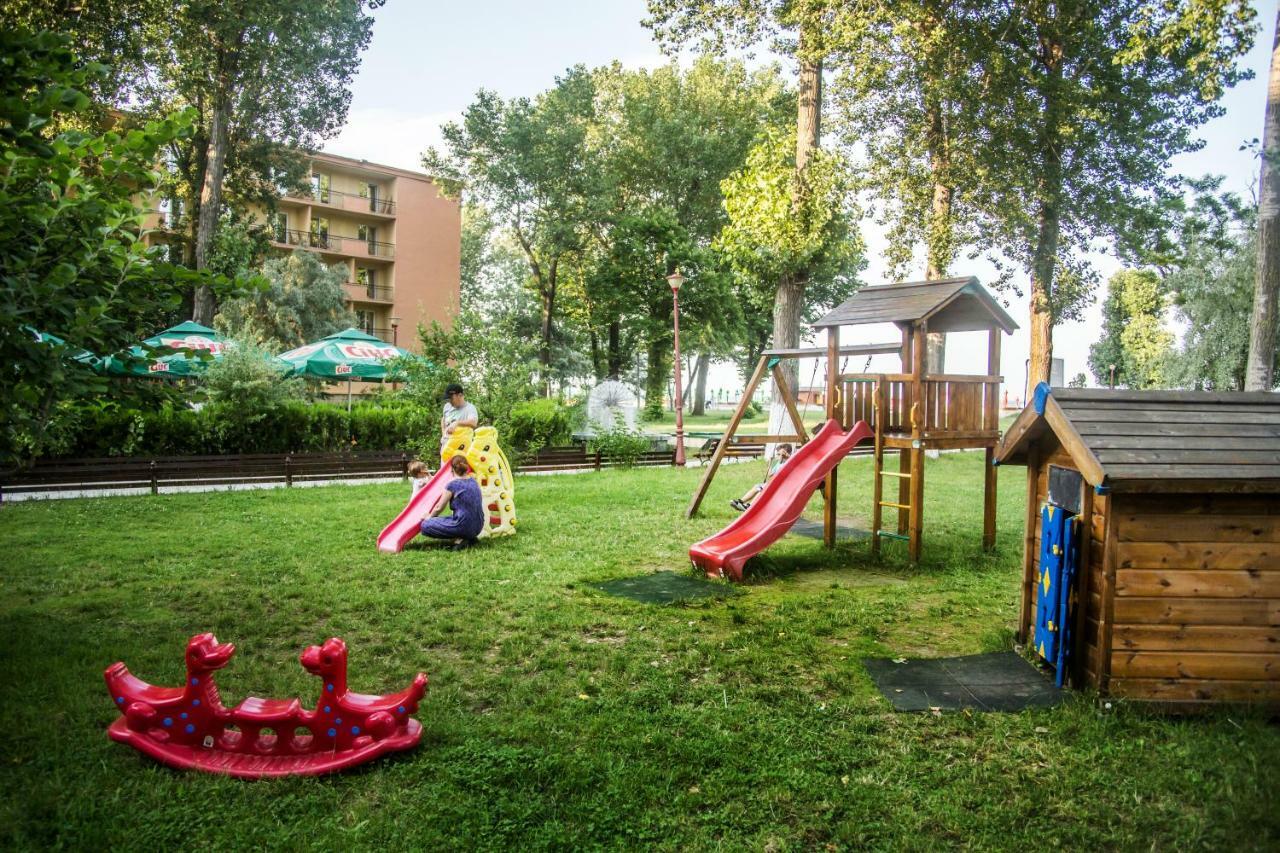 Hotel Central Mamaja Zewnętrze zdjęcie