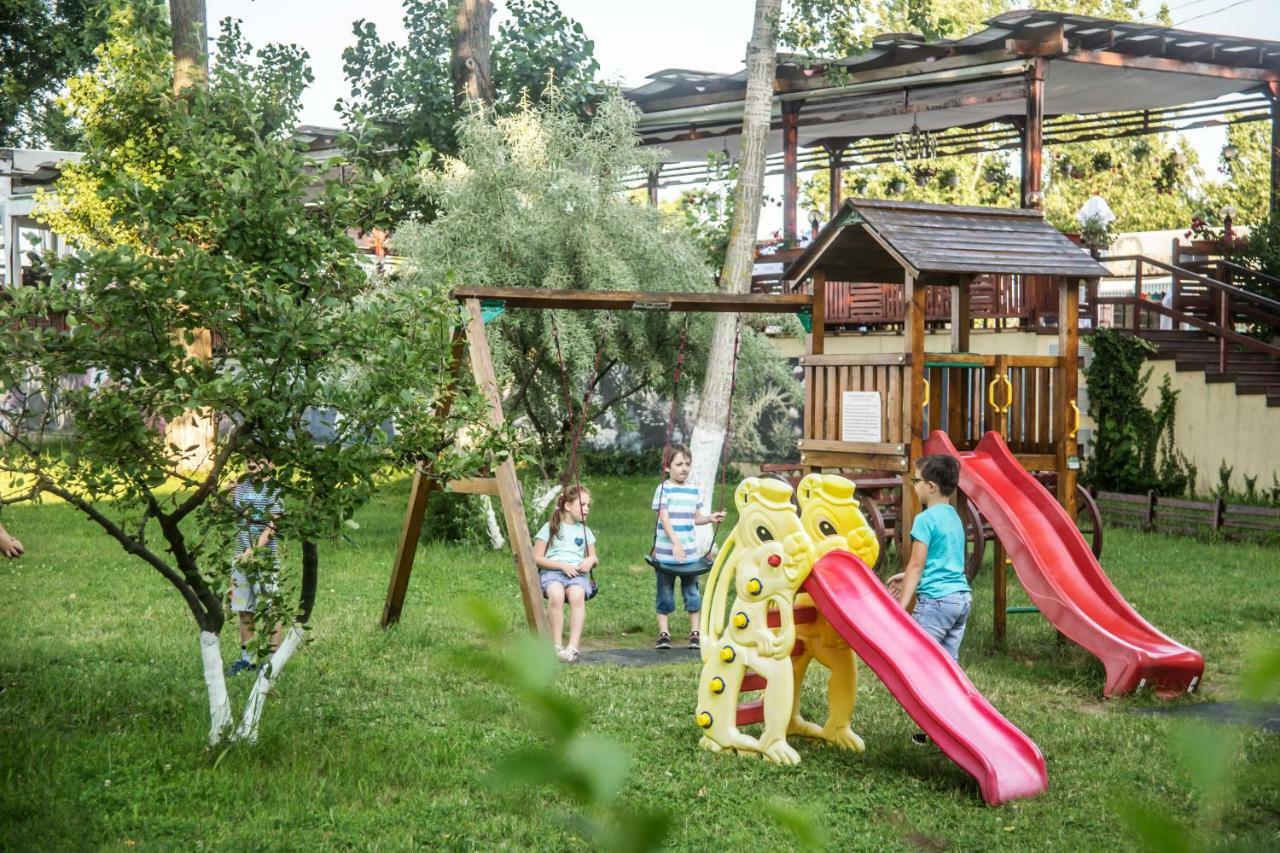 Hotel Central Mamaja Zewnętrze zdjęcie